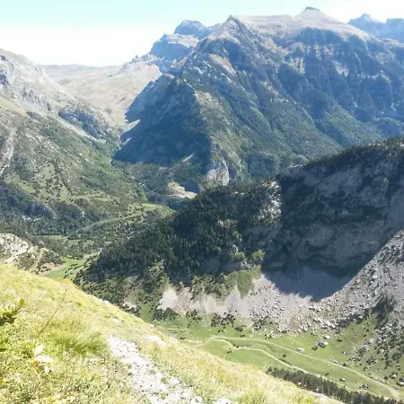 Apartment Modesto En Montanas Del Pirineo Aragones En Alquiler Altruista Economico *