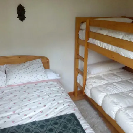Modesto En Montanas Del Pirineo Aragones En Alquiler Altruista Economico Apartment Villanua