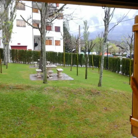 Apartment Modesto En Montanas Del Pirineo Aragones En Alquiler Altruista Economico *
