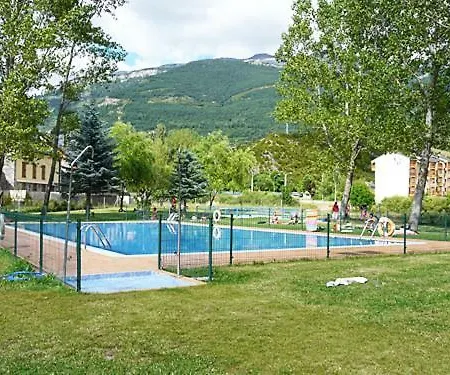 Modesto En Montanas Del Pirineo Aragones En Alquiler Altruista Economico Villanúa