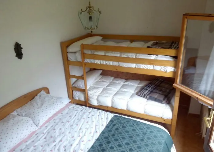 Apartamento Modesto En Montañas Del Pirineo Aragonés En Alquiler Altruista Económico Villanúa